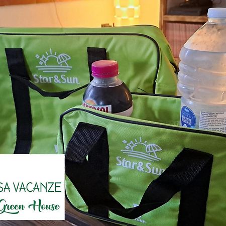 Casa Vacanze Green House Terrasini Bagian luar foto