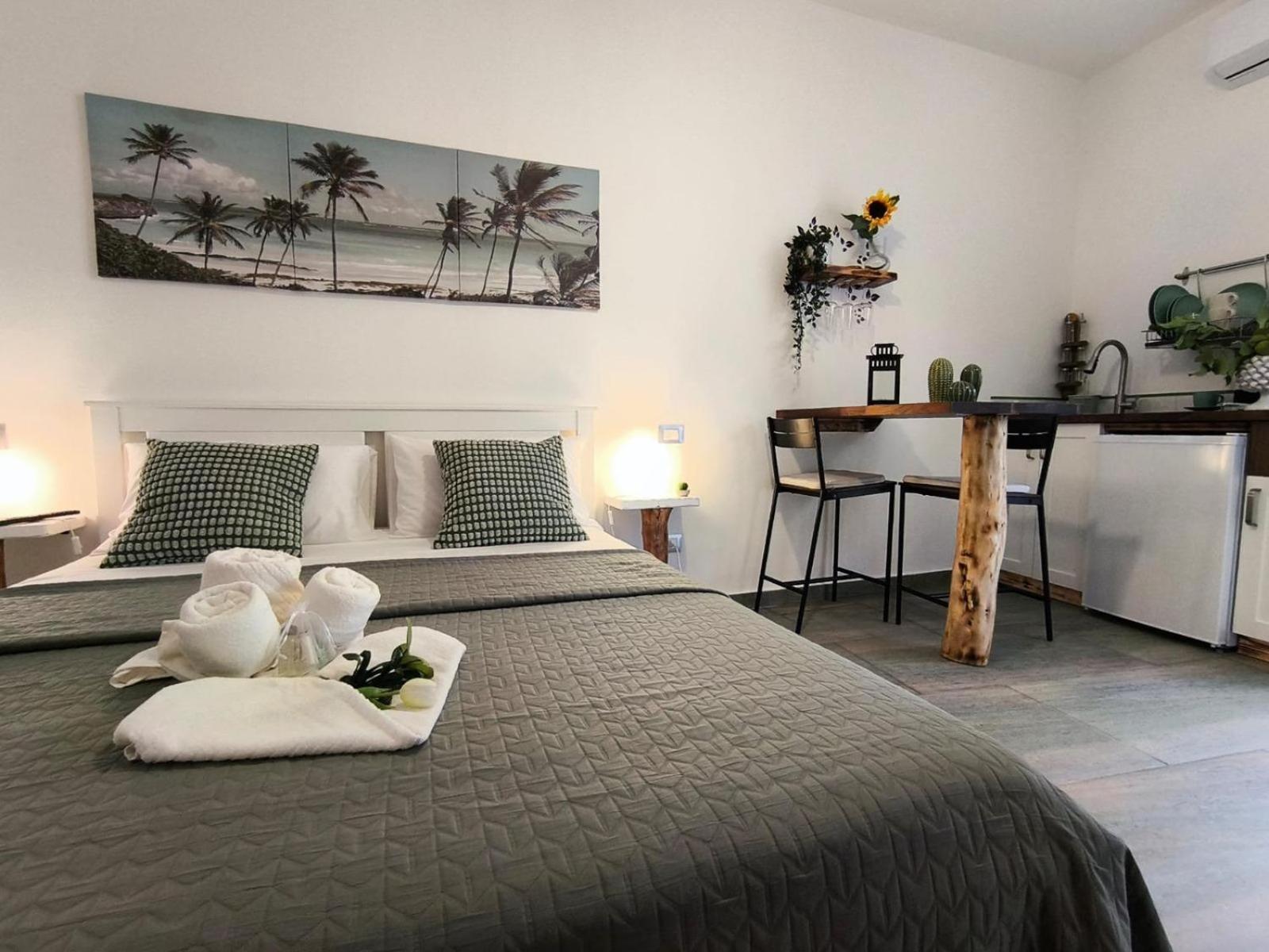 Casa Vacanze Green House Terrasini Bagian luar foto